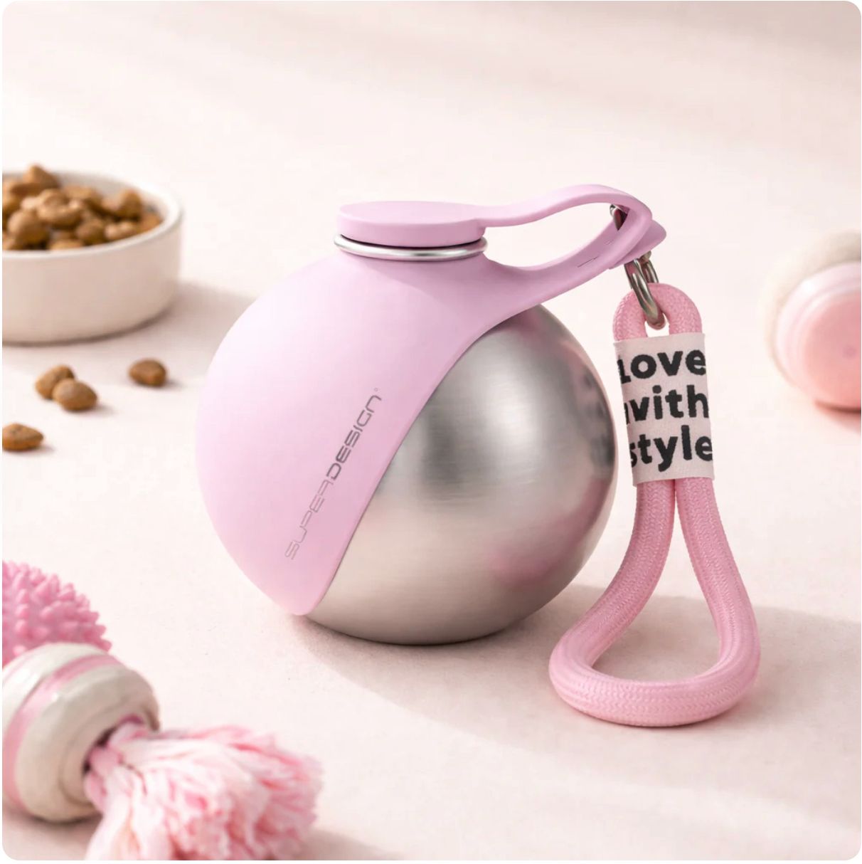 Bouteille d'eau pour chiens avec bol en silicone